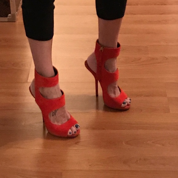 Giuseppe Zanotti Red Suede Heels - Picture 8 of 8